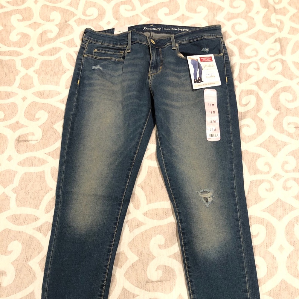 Signature by Levi Strauss & Co